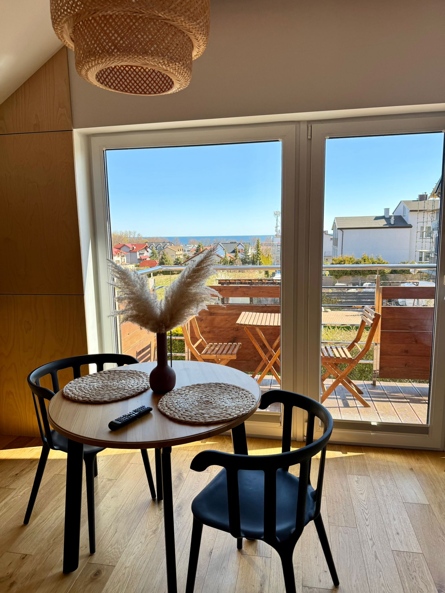 Widok z apartamentu Willa Laff